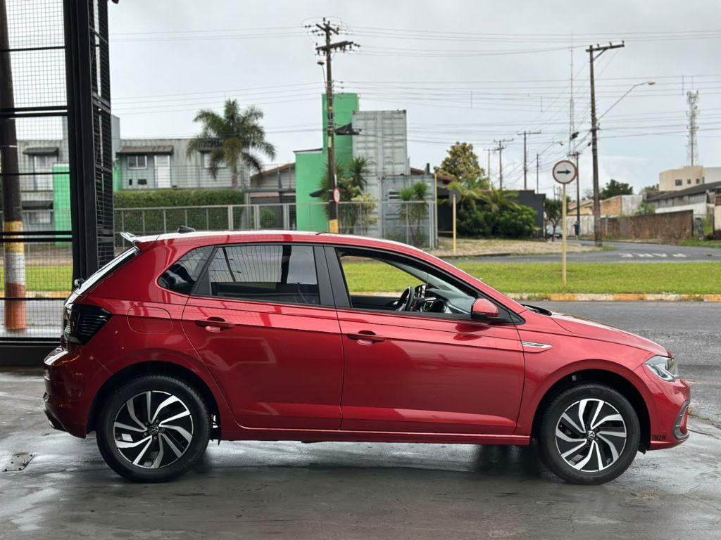 VOLKSWAGEN Polo Hatch - Foto