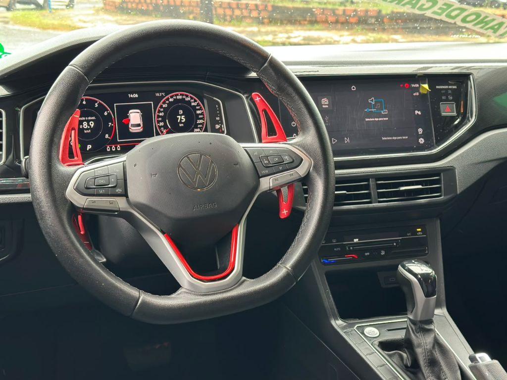 VOLKSWAGEN Polo Hatch - Foto
