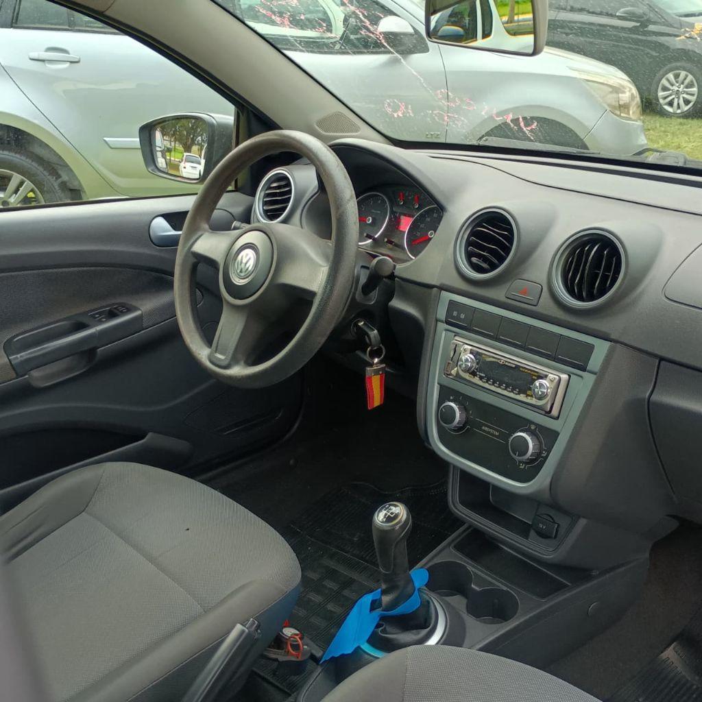 VOLKSWAGEN Saveiro - Foto