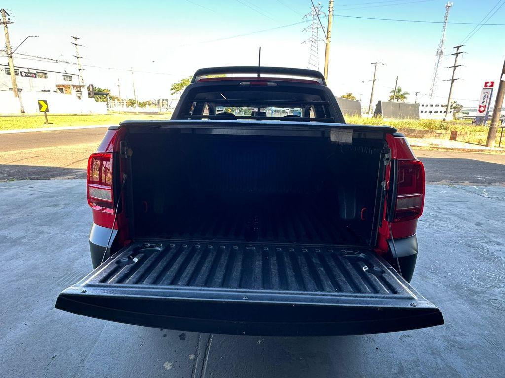 VOLKSWAGEN Saveiro - Foto