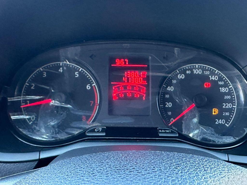 VOLKSWAGEN Saveiro - Foto