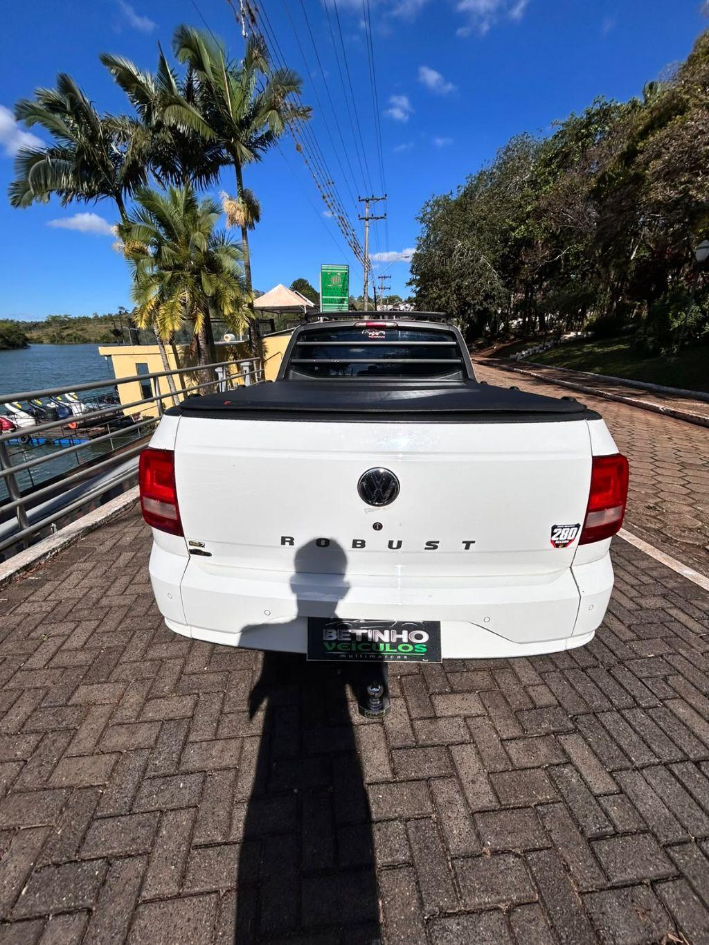 VOLKSWAGEN Saveiro - Foto