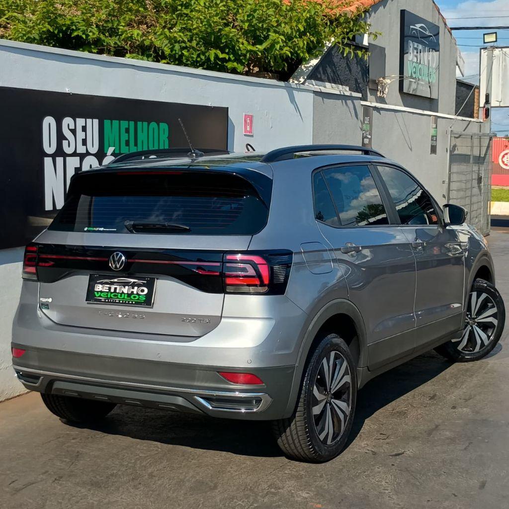 VOLKSWAGEN T-Cross - Foto