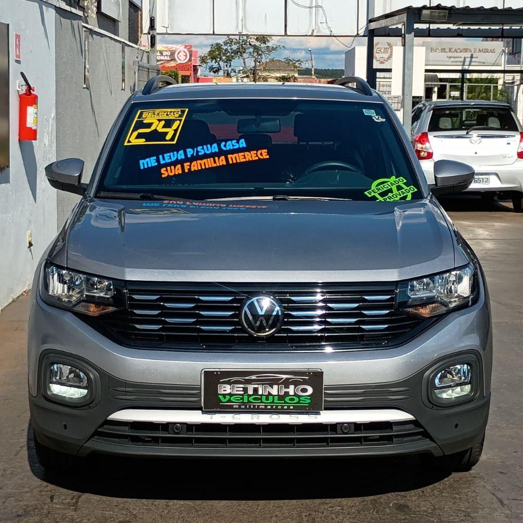 VOLKSWAGEN T-Cross - Foto