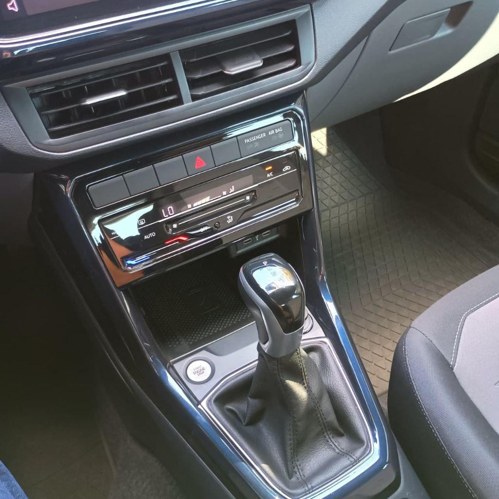 VOLKSWAGEN T-Cross - Foto