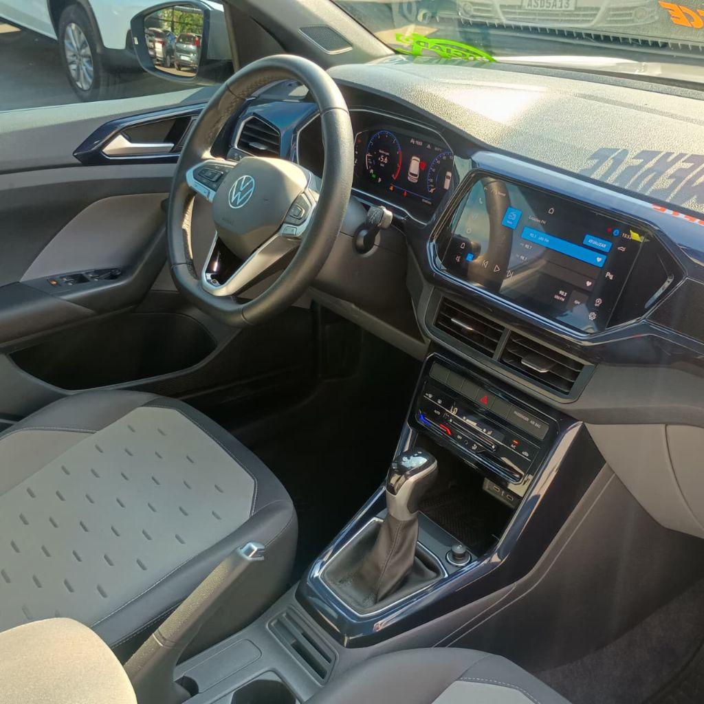 VOLKSWAGEN T-Cross - Foto