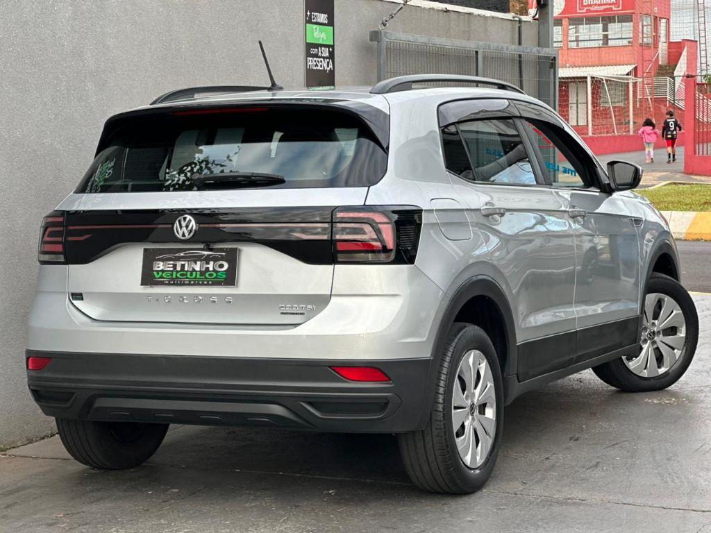 VOLKSWAGEN T-Cross - Foto