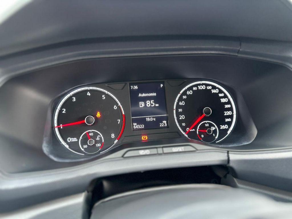 VOLKSWAGEN T-Cross - Foto