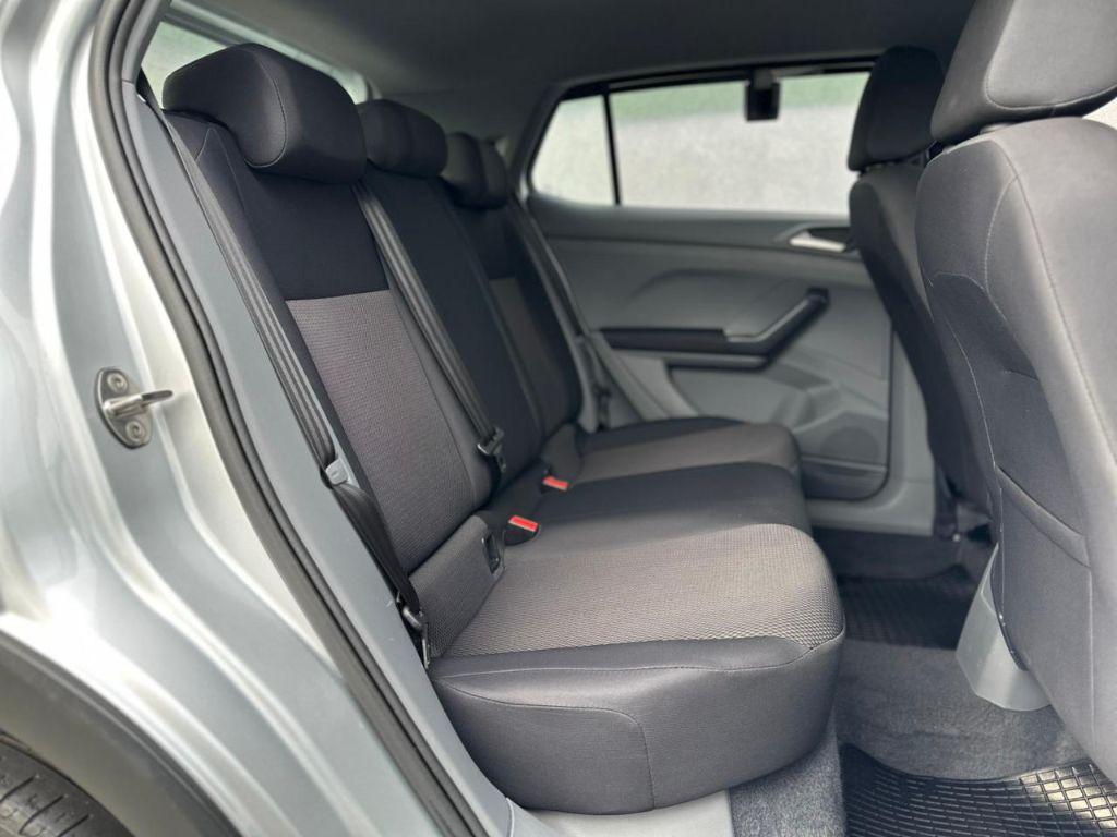 VOLKSWAGEN T-Cross - Foto