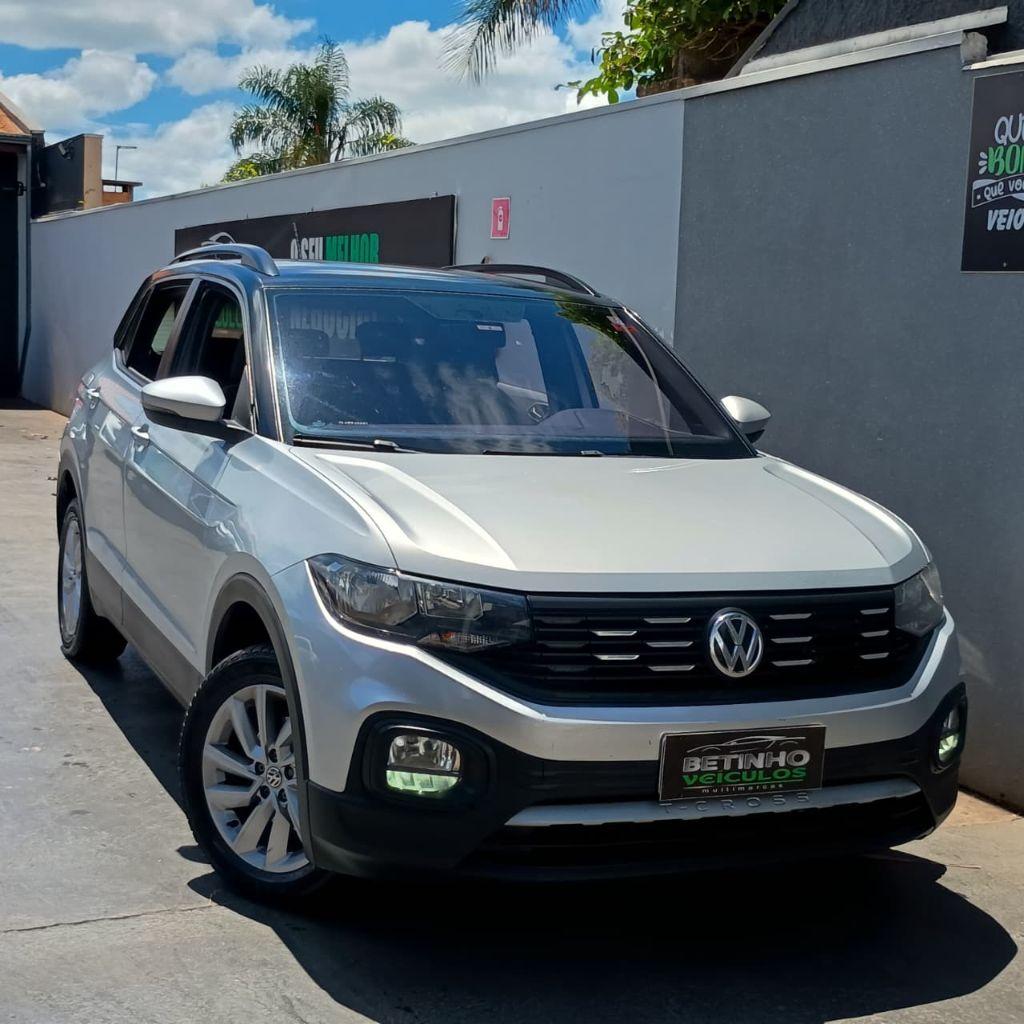 VOLKSWAGEN T-Cross - Foto