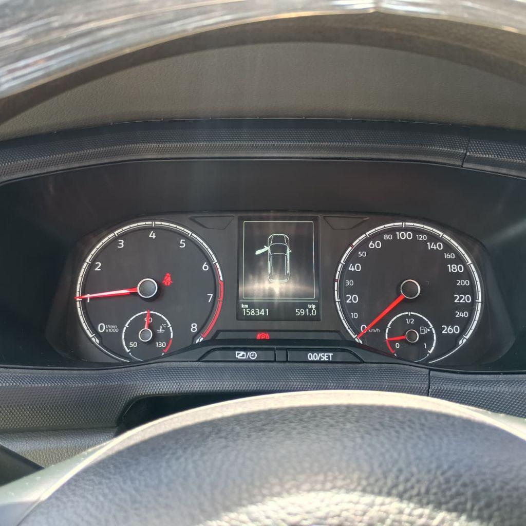 VOLKSWAGEN T-Cross - Foto