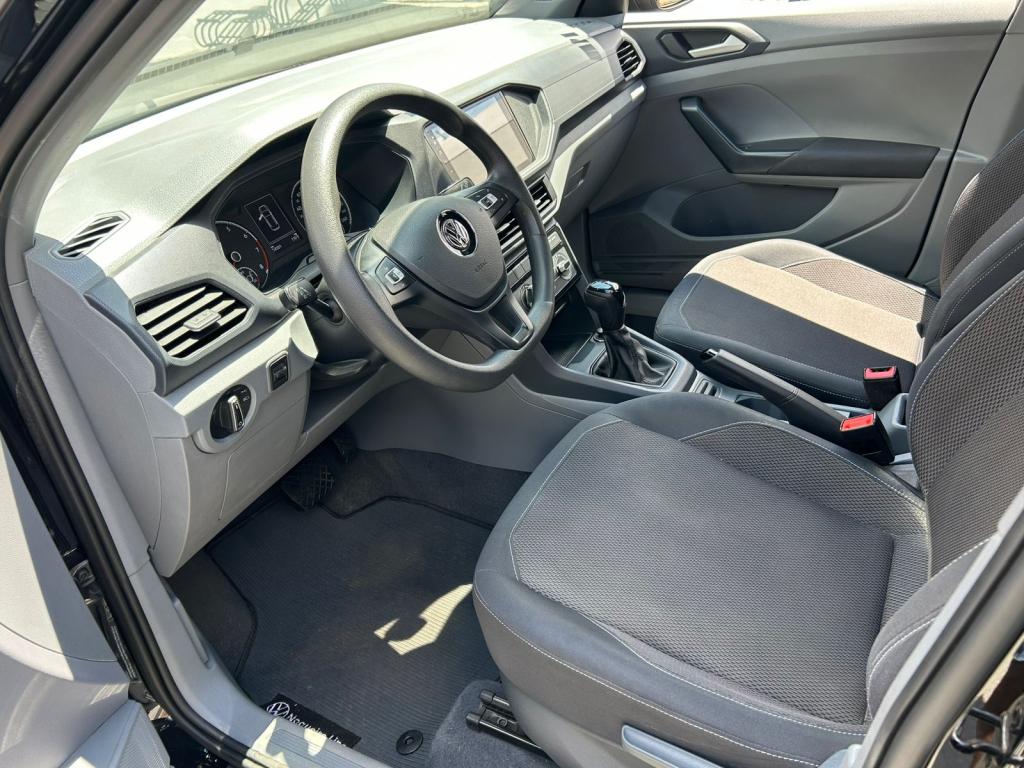 VOLKSWAGEN T-Cross - Foto