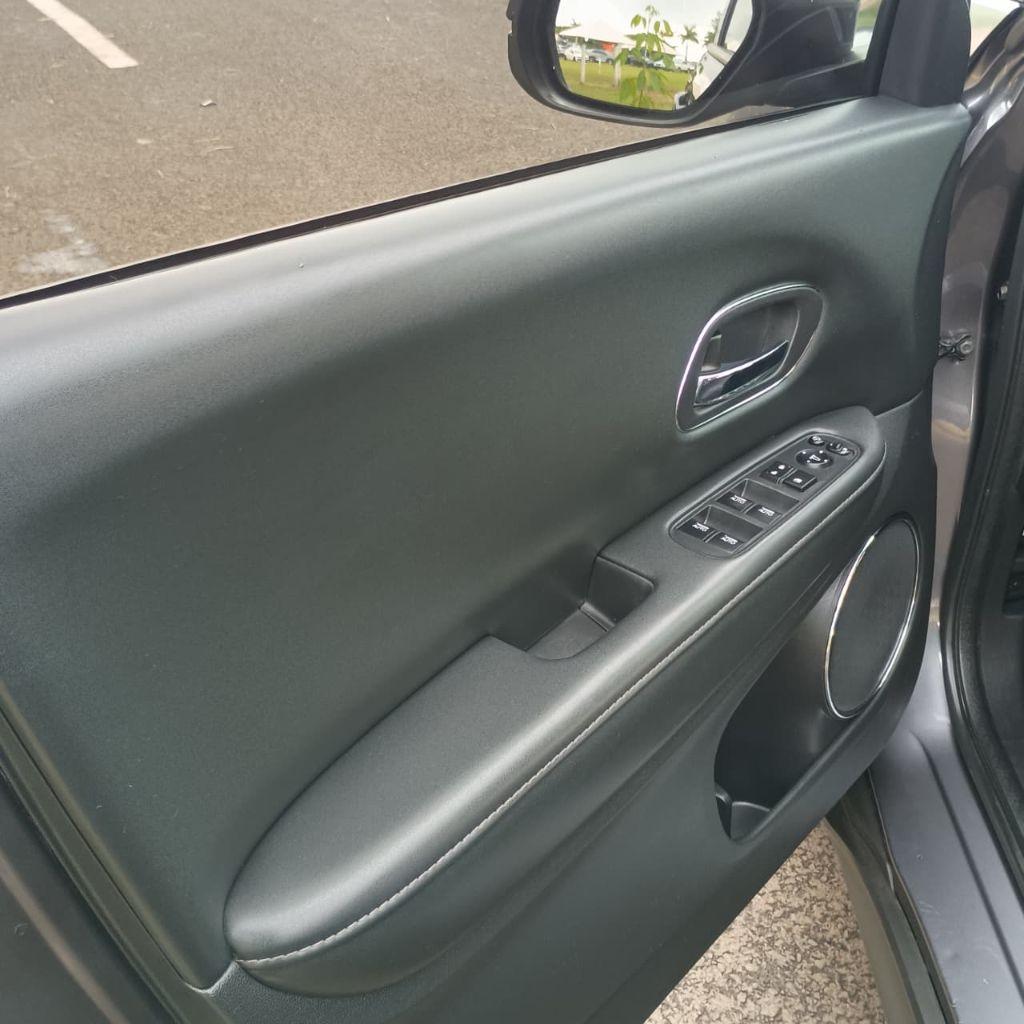 VOLKSWAGEN T-Cross - Foto