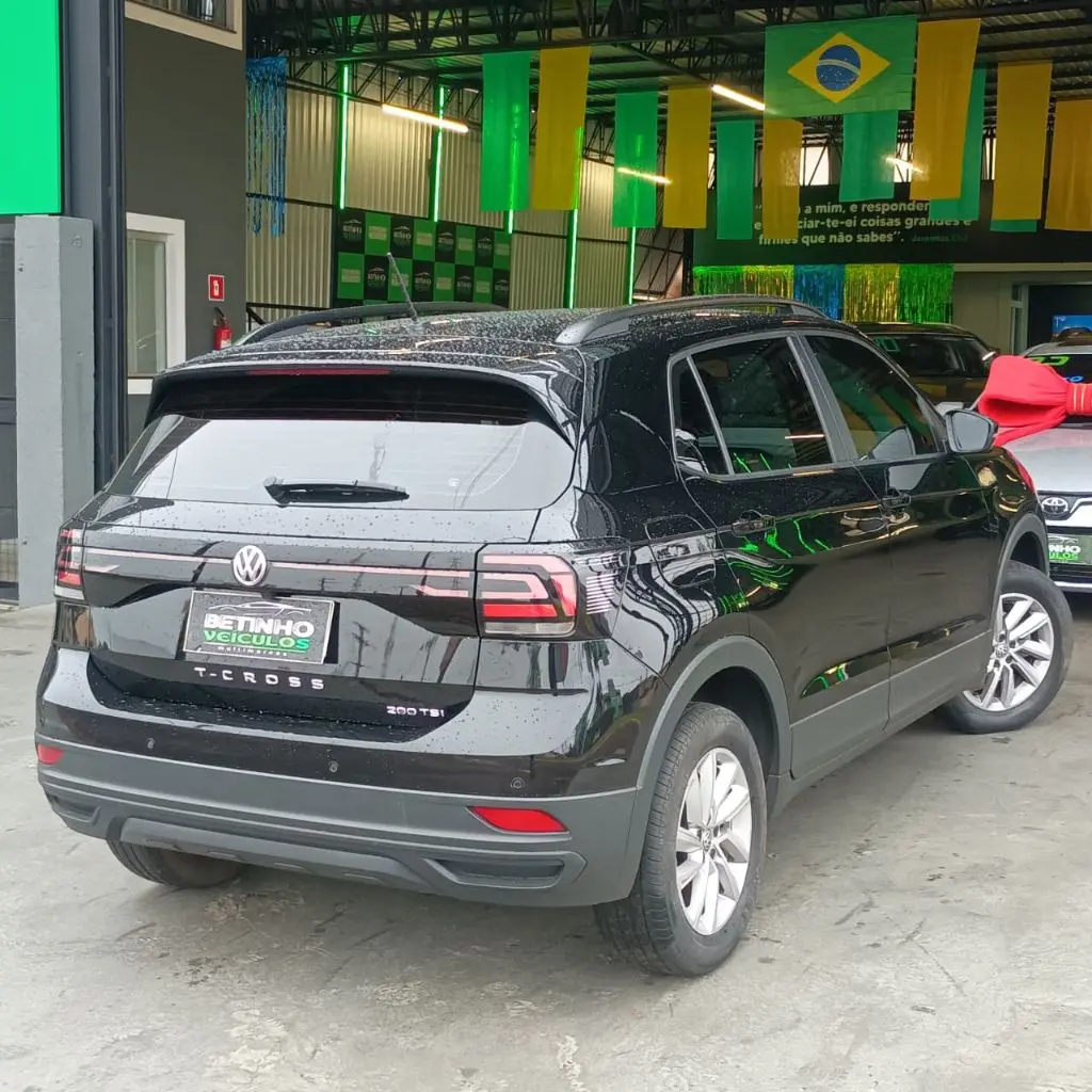 VOLKSWAGEN T-Cross - Foto