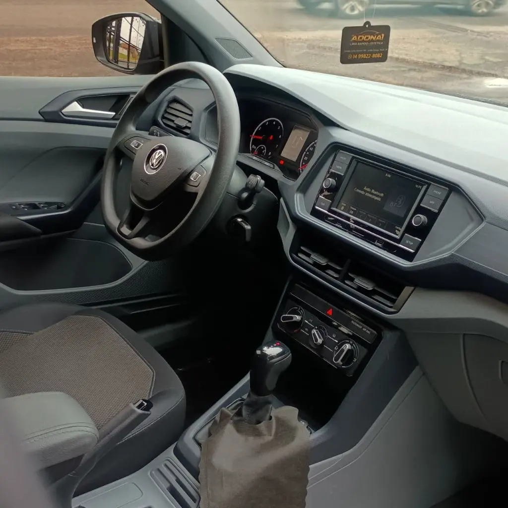 VOLKSWAGEN T-Cross - Foto