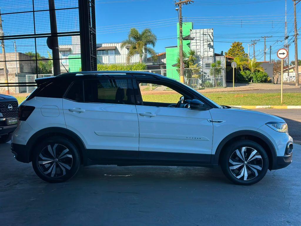 VOLKSWAGEN T-Cross - Foto