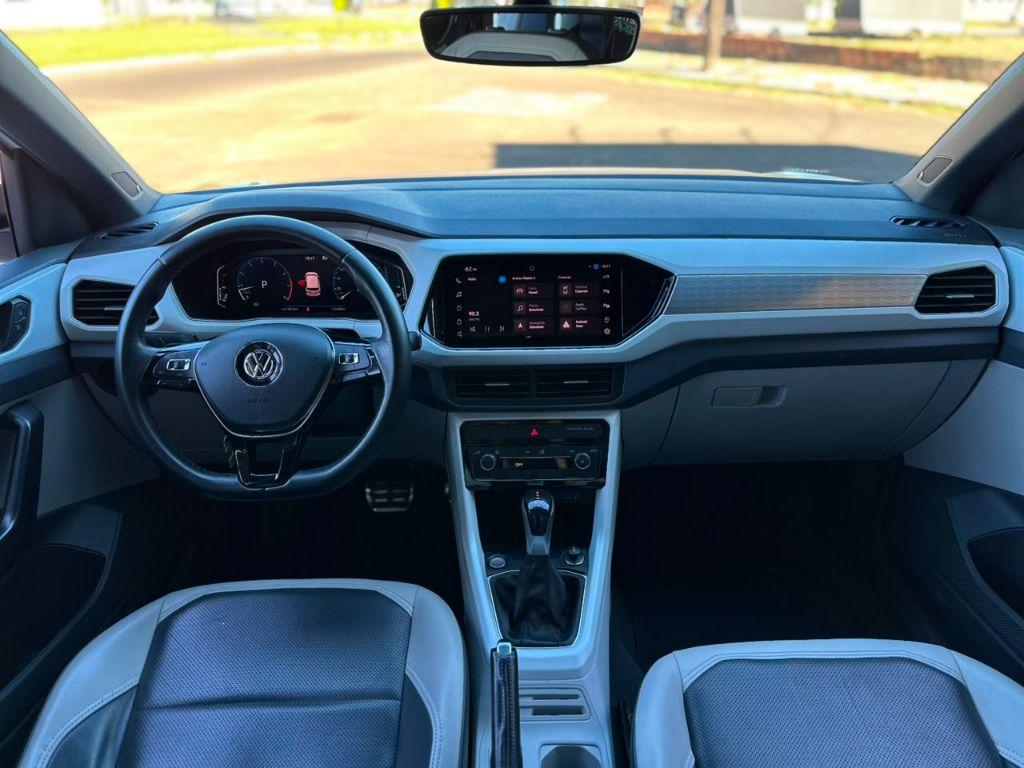 VOLKSWAGEN T-Cross - Foto