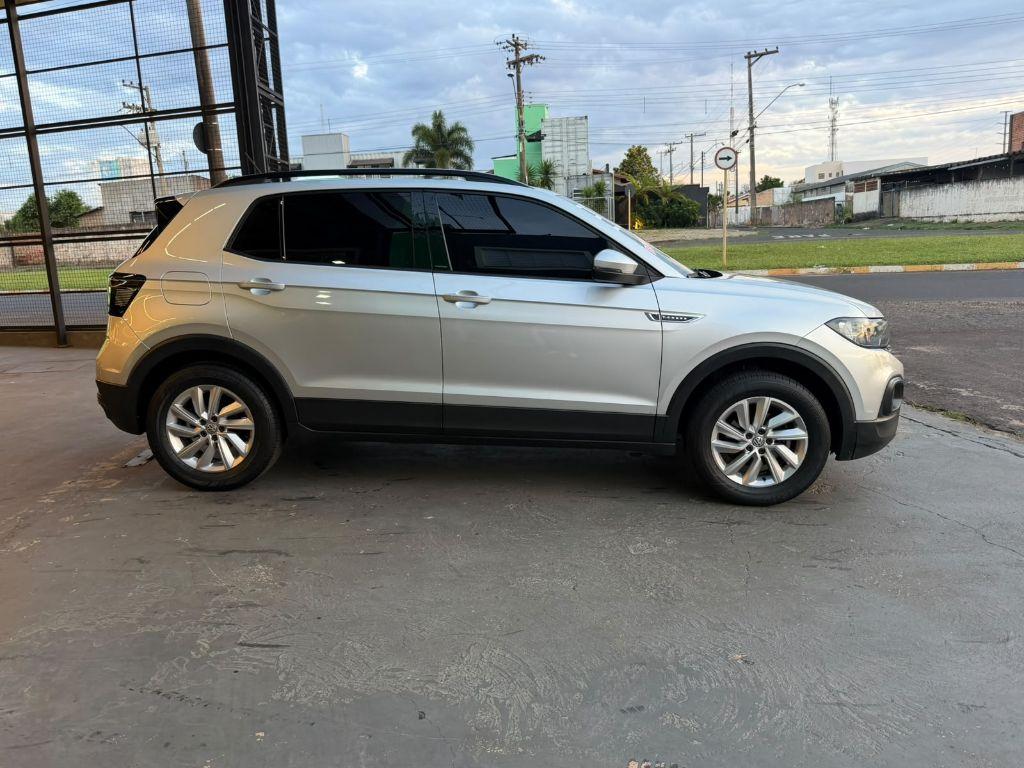VOLKSWAGEN T-Cross - Foto