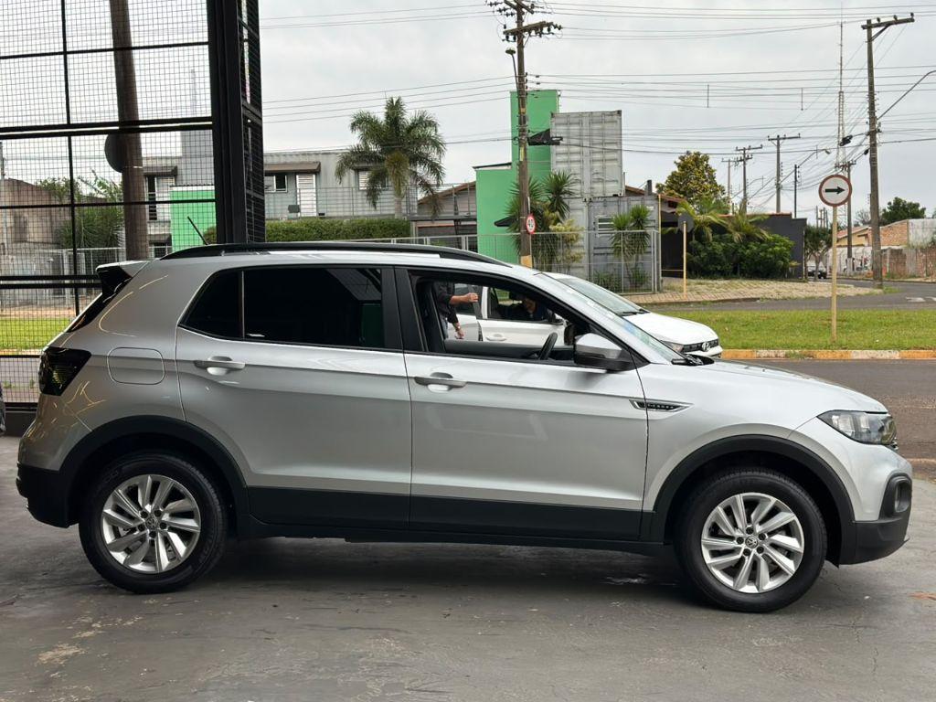 VOLKSWAGEN T-Cross - Foto