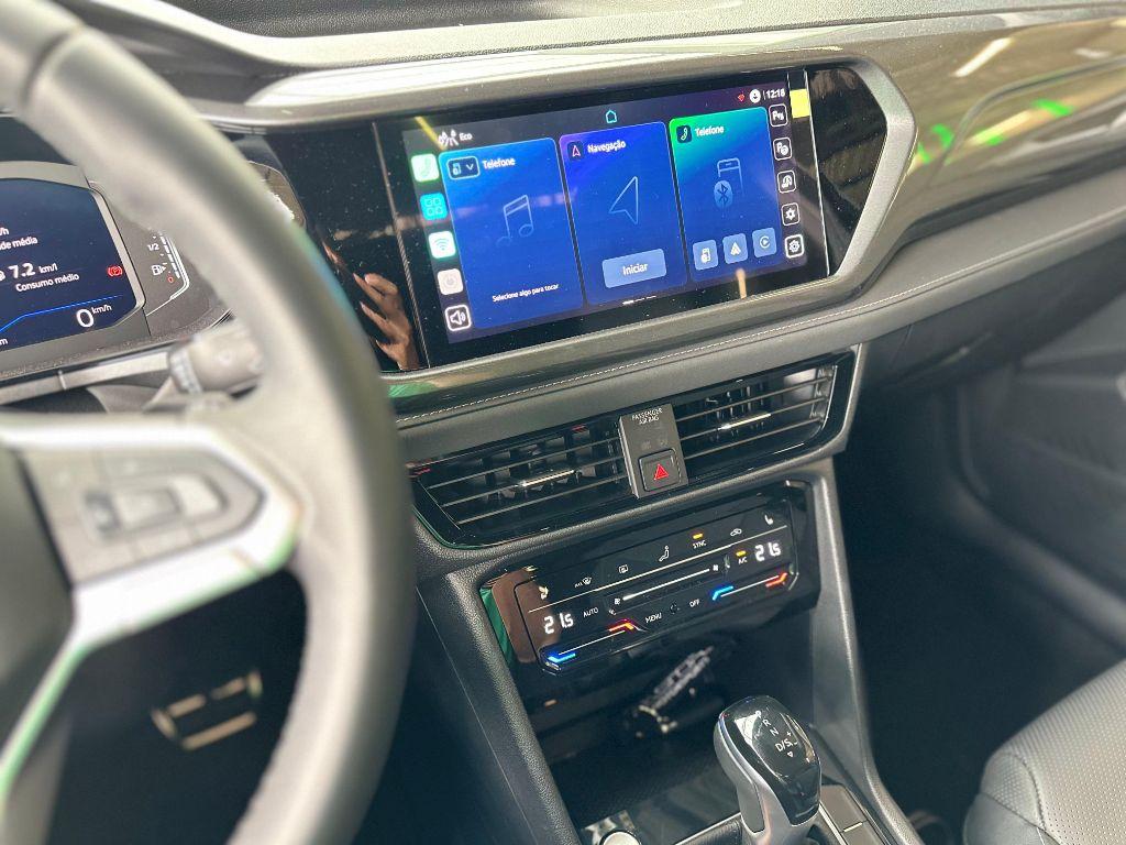 VOLKSWAGEN Taos - Foto