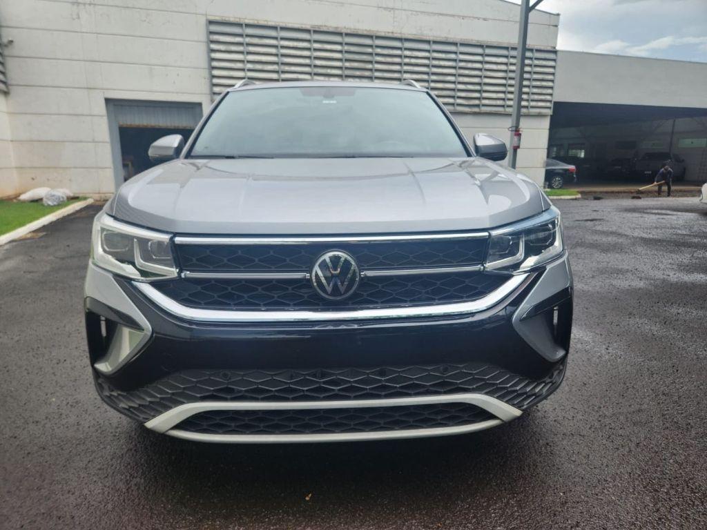 VOLKSWAGEN Taos - Foto
