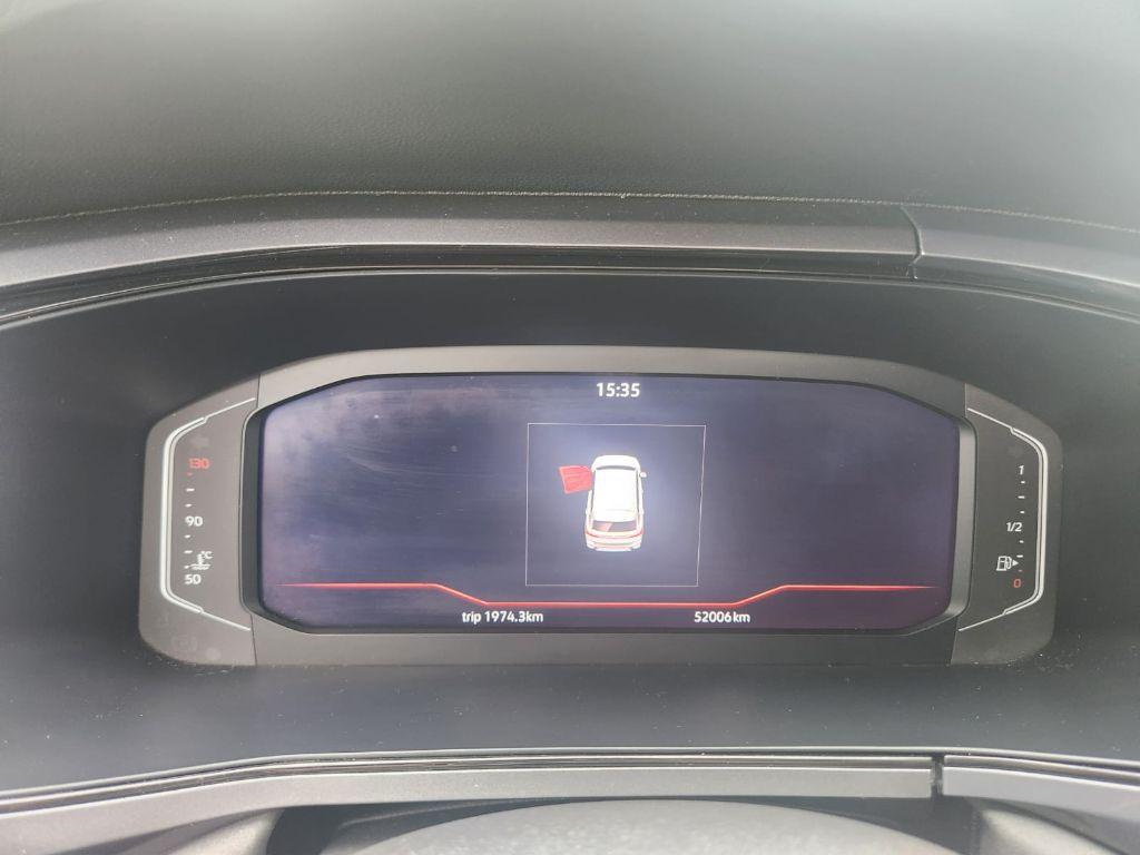 VOLKSWAGEN Taos - Foto