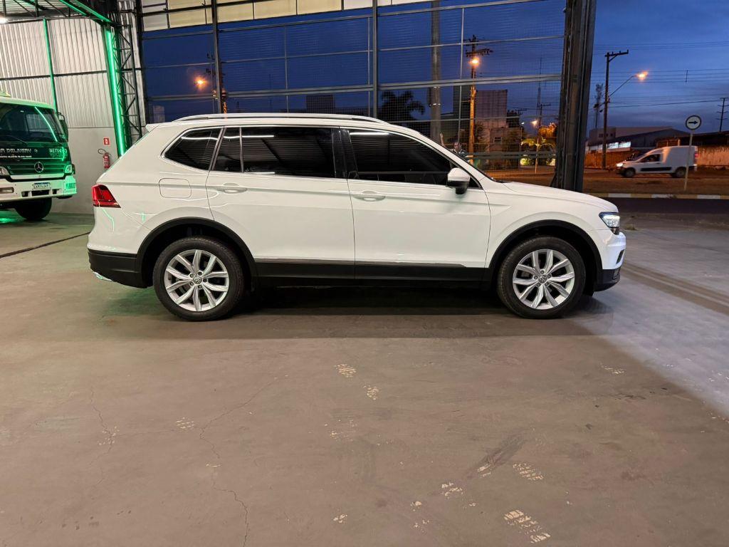 VOLKSWAGEN Tiguan - Foto