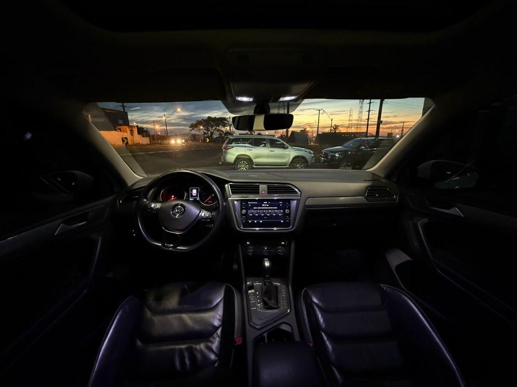 VOLKSWAGEN Tiguan - Foto