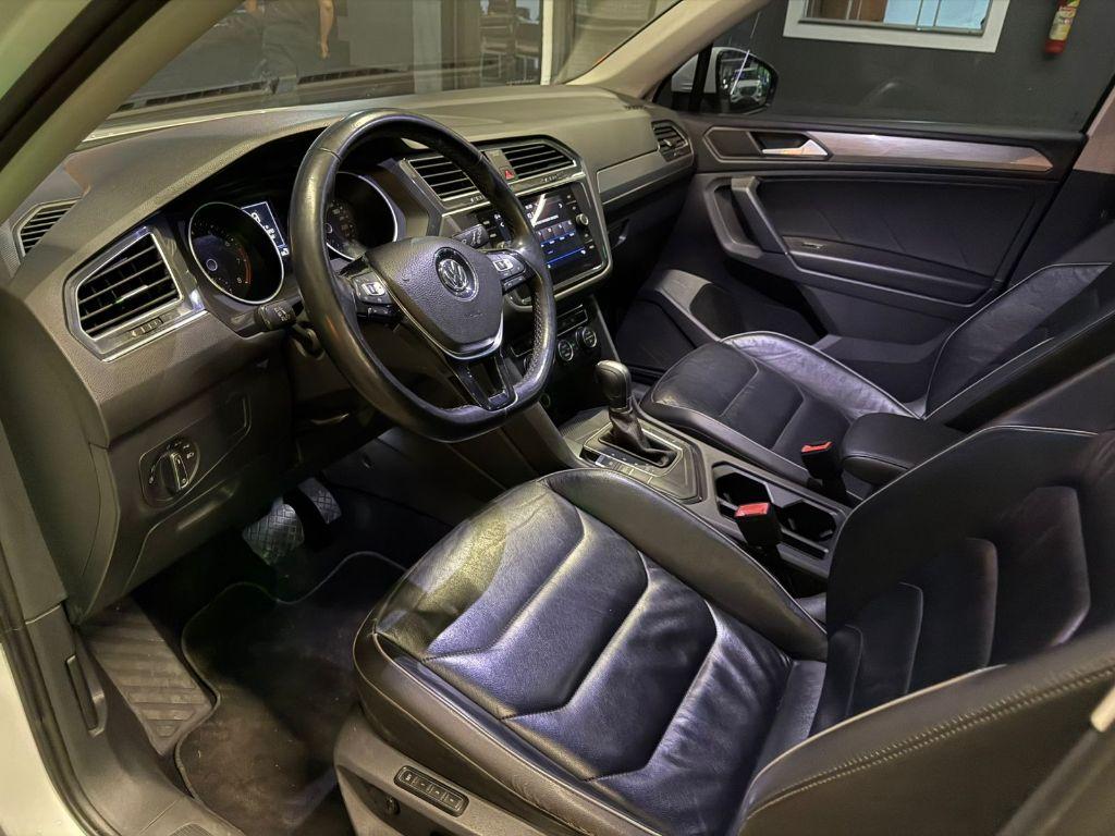 VOLKSWAGEN Tiguan - Foto