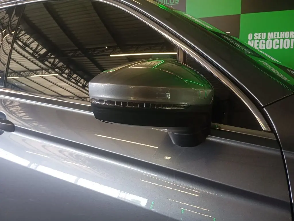 VOLKSWAGEN Tiguan - Foto