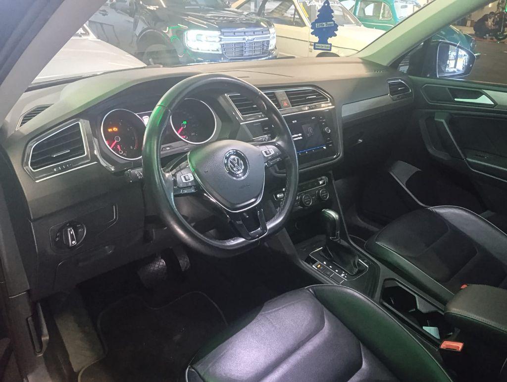 VOLKSWAGEN Tiguan - Foto