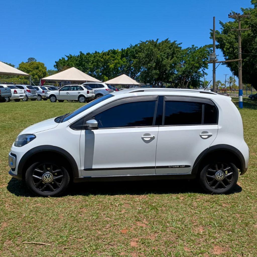 VOLKSWAGEN UP - Foto