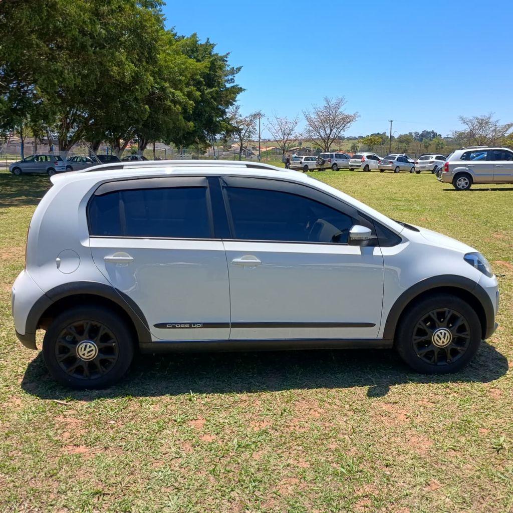 VOLKSWAGEN UP - Foto