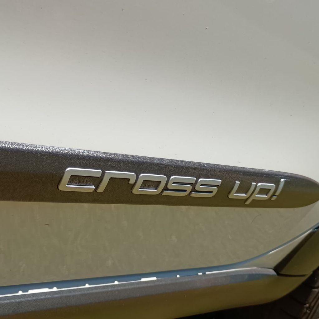 VOLKSWAGEN UP - Foto