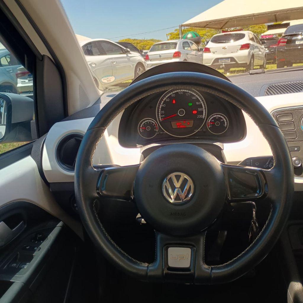 VOLKSWAGEN UP - Foto