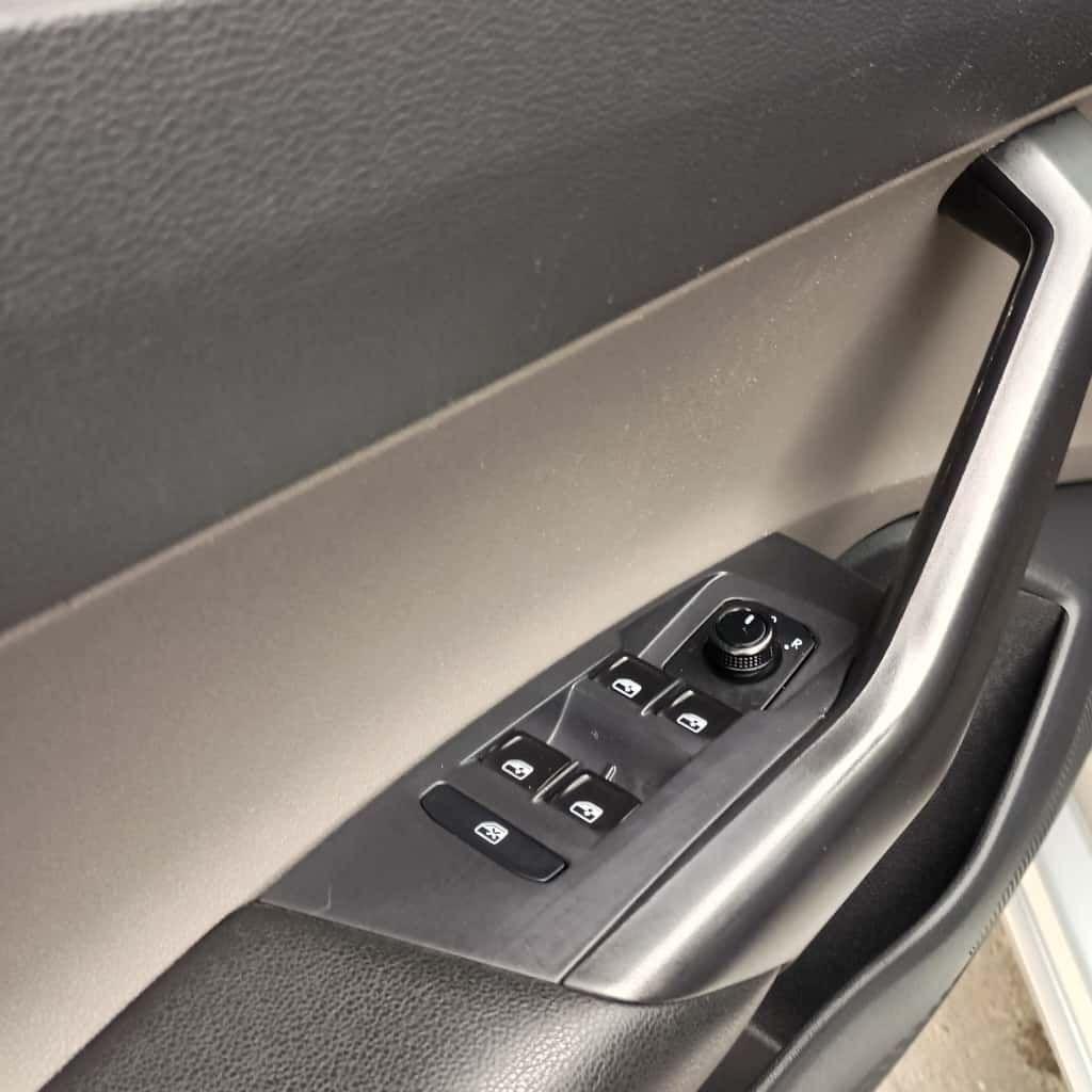 VOLKSWAGEN Virtus - Foto