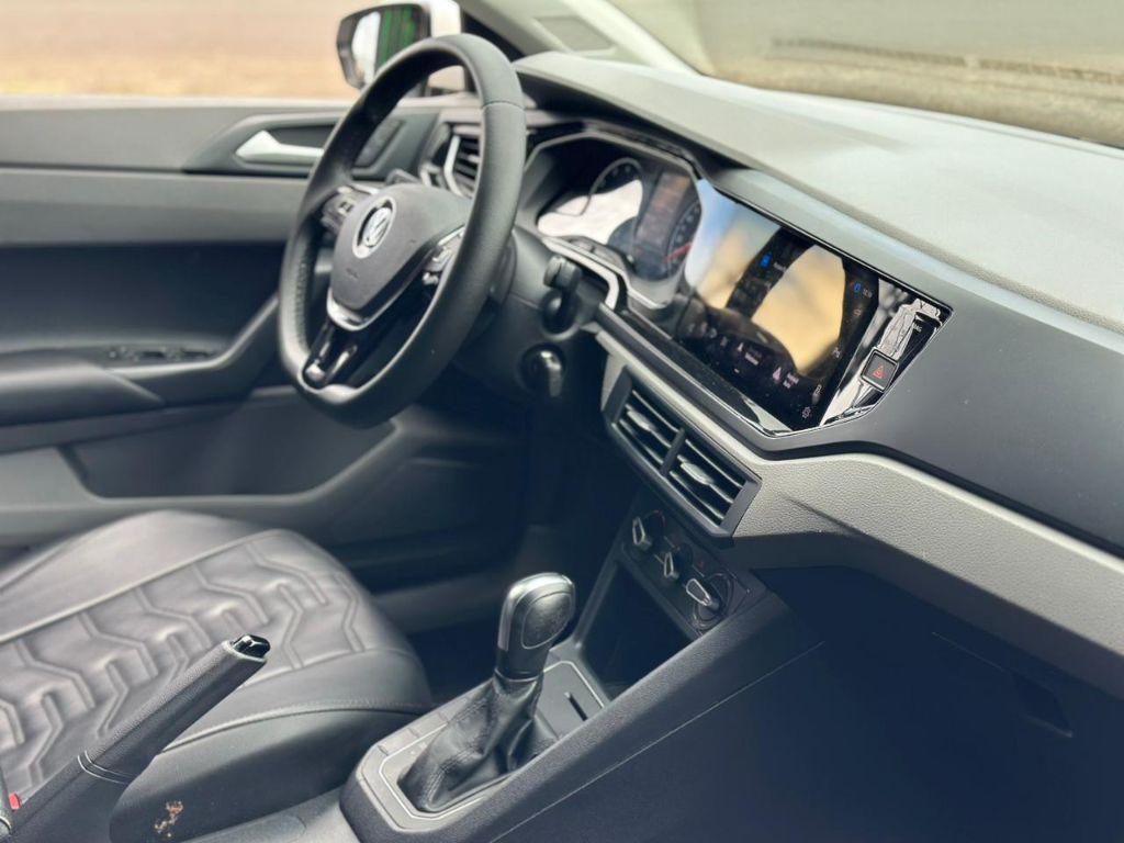 VOLKSWAGEN Virtus - Foto