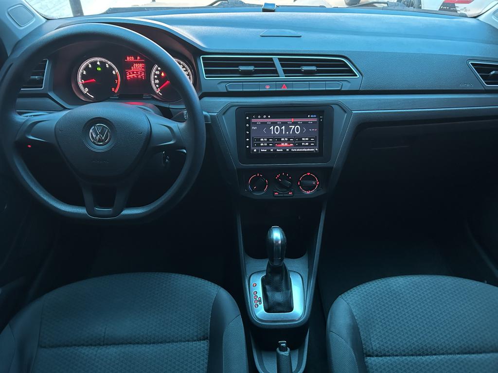 VOLKSWAGEN Voyage - Foto