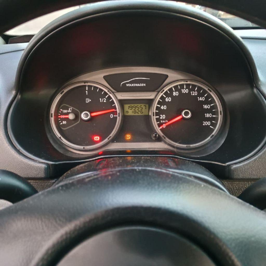 VOLKSWAGEN Voyage - Foto