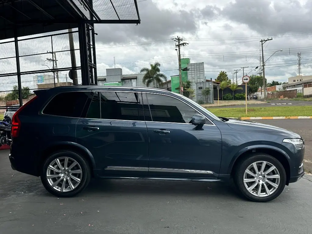 VOLVO XC90 - Foto