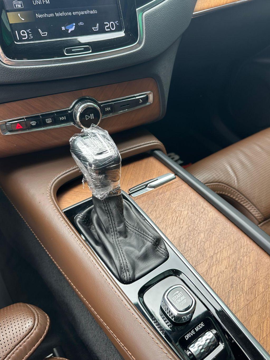 VOLVO XC90 - Foto