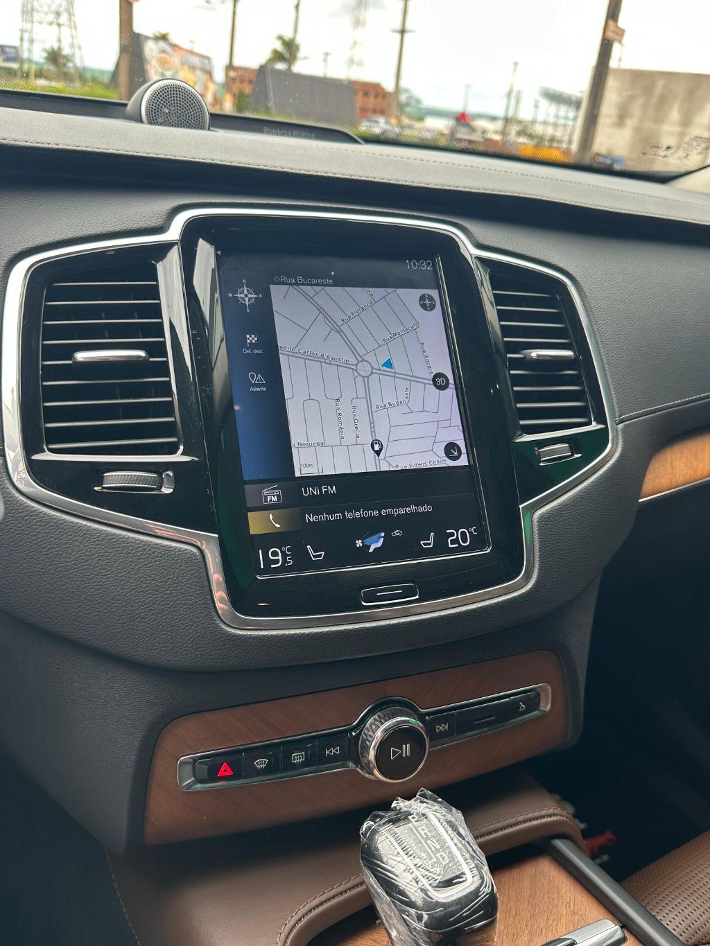 VOLVO XC90 - Foto