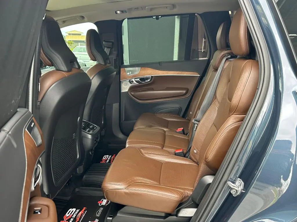 VOLVO XC90 - Foto