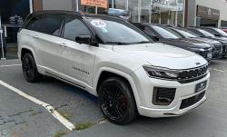 JEEP Commander 2.0 16V 4P HURRICANE 4 TURBO BLACKHAWK AUTOMÁTICO AT9