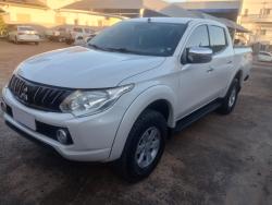 MITSUBISHI L 200 Triton 2.4 16V SPORT HPE 4X4 CABINE DUPLA TURBO DIESEL AUTOM�TICO