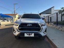 TOYOTA Hilux Caminhonete 2.8 16V SRX 4X4 DIESEL CABINE DUPLA AUTOM�TICO