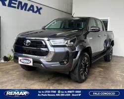 TOYOTA Hilux Caminhonete 2.4 4P 4X4 DIESEL CABINE DUPLA