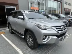 TOYOTA Hilux SW4 2.8 4P SRX 4X4 TURBO DIESEL AUTOM�TICO
