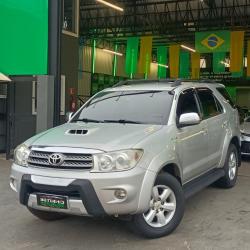 TOYOTA Hilux SW4 3.0 V6 12V 4P SRV TURBO DIESEL AUTOM�TICO