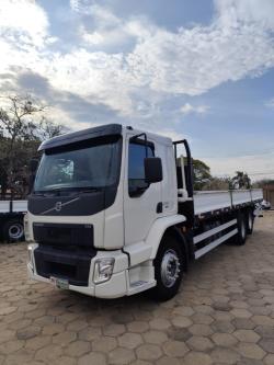 VOLVO VM 270 6X2 SRIE 10 ANOS